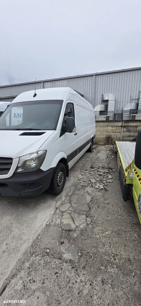 Mercedes-Benz Sprinter - 3