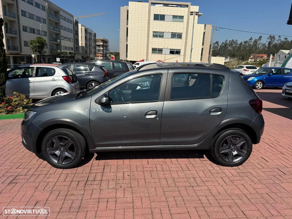 Dacia Sandero 0.9 TCe Stepway - 32