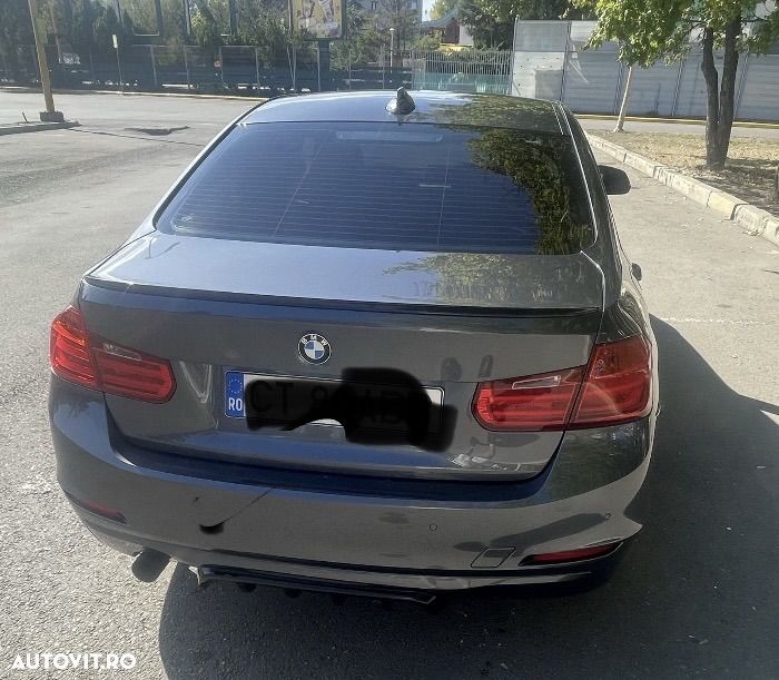 BMW Seria 3 ver-320i-aut- - 5