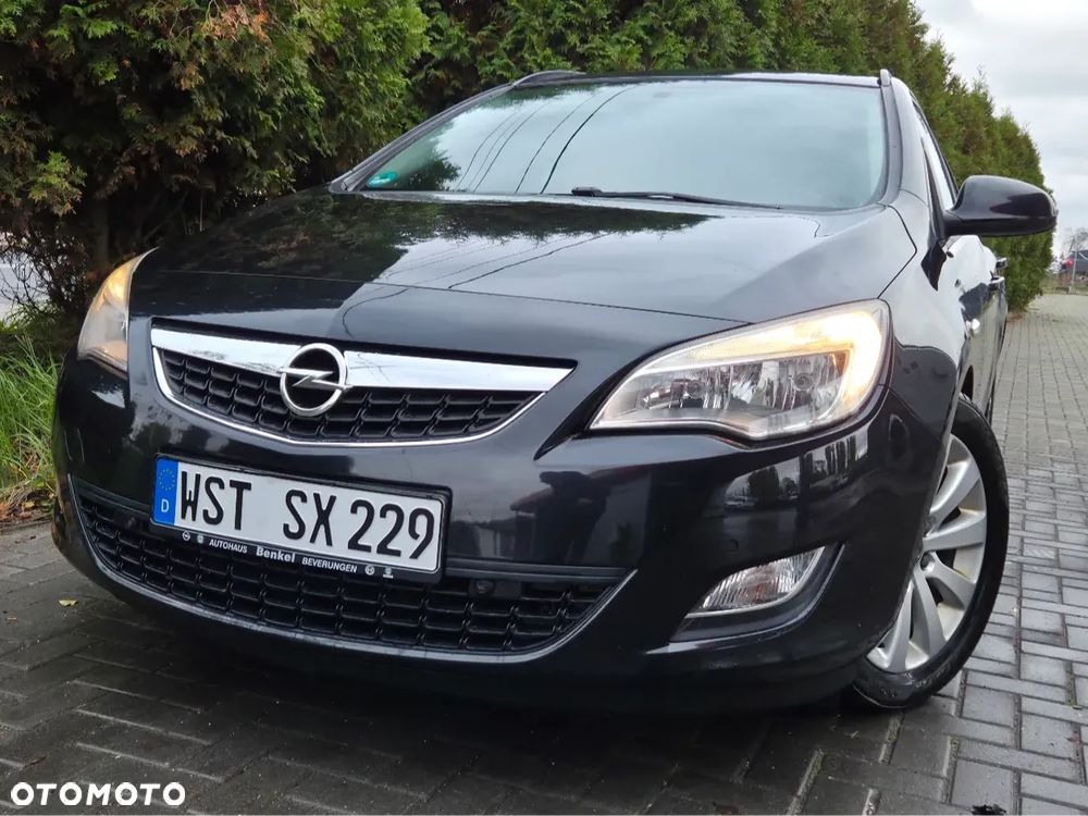Opel Astra 2.0 CDTI DPF Automatik Design Edition - 2