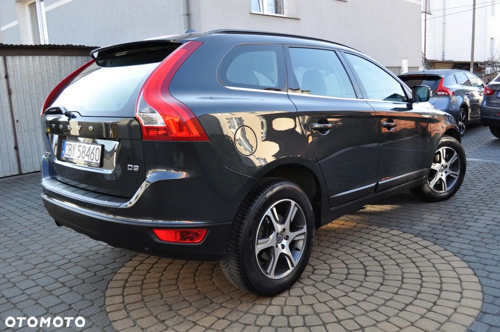 Volvo XC 60 D3 Momentum - 9