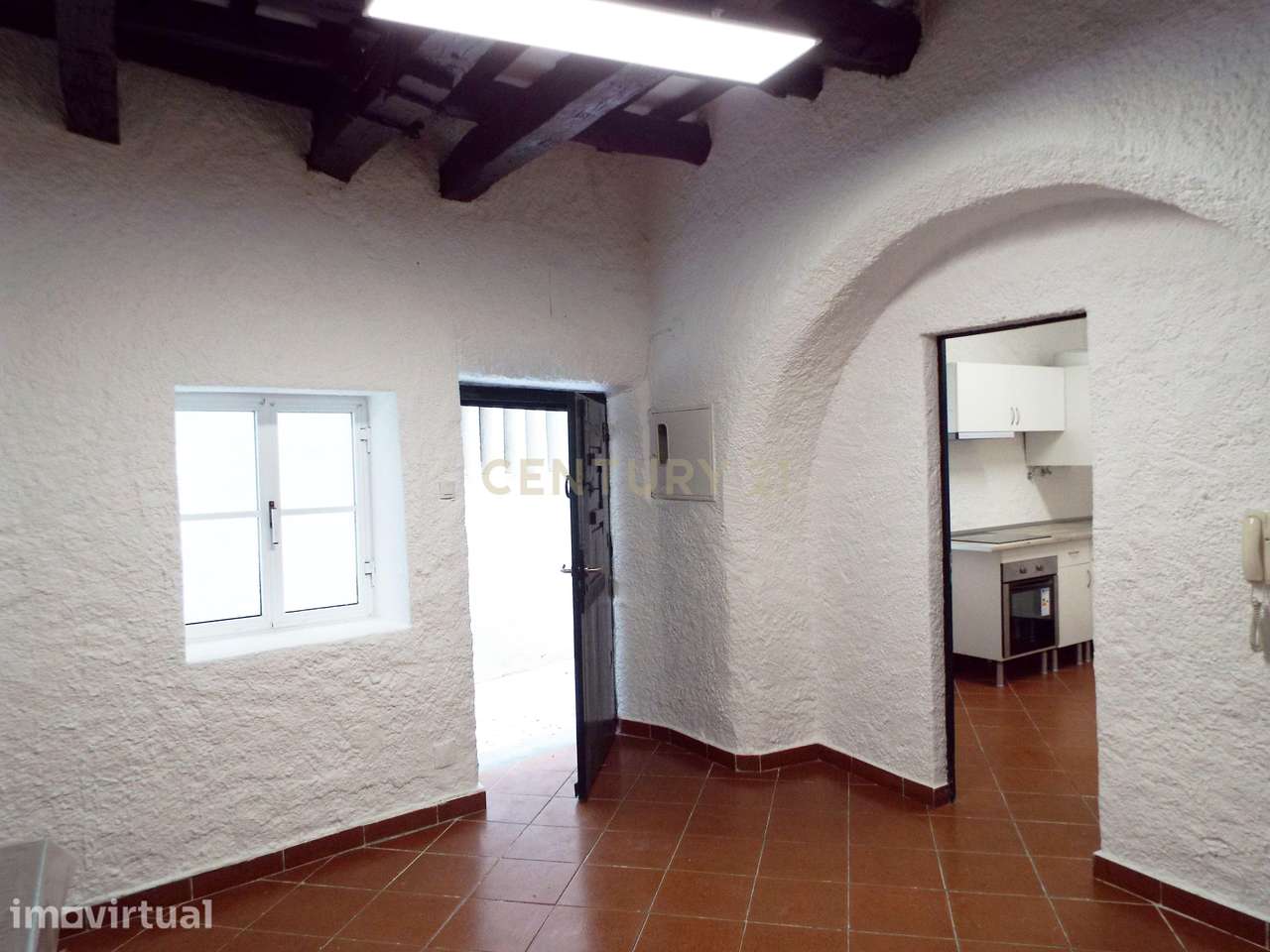 Moradia T1 com Open Space | Quarto com Casa de Banho - Grande imagem: 2/7