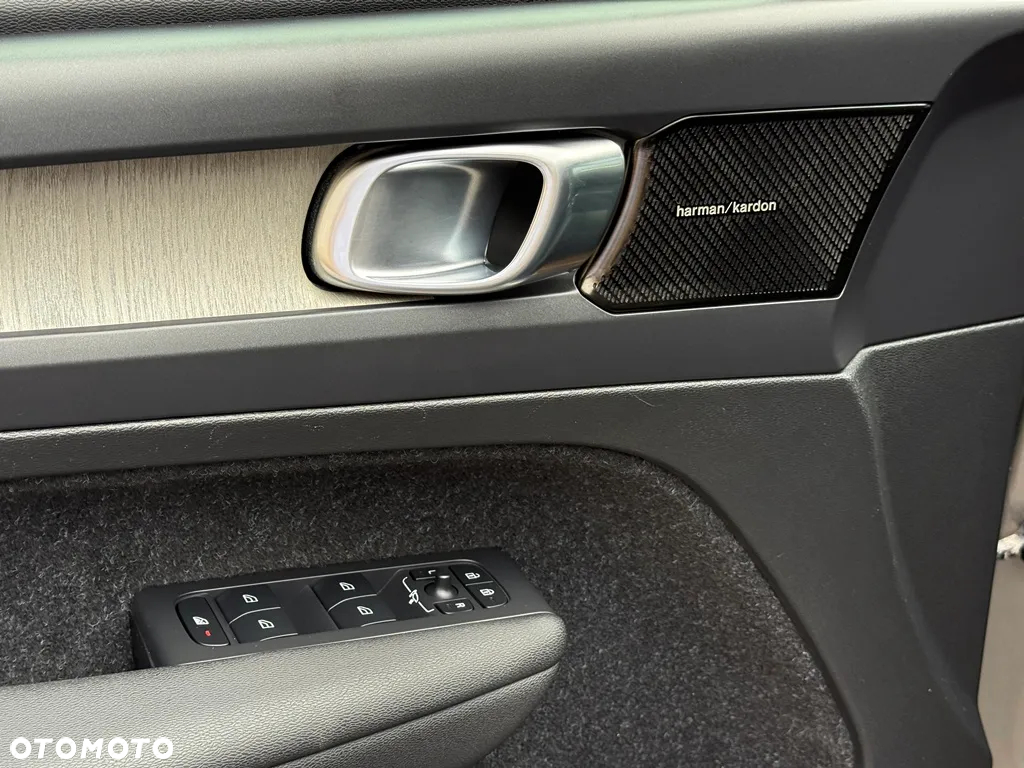 Volvo XC 40 B4 B Geartronic Inscription - 17