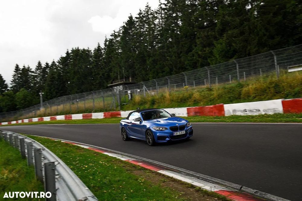 BMW M2 M235i xDrive AT - 21