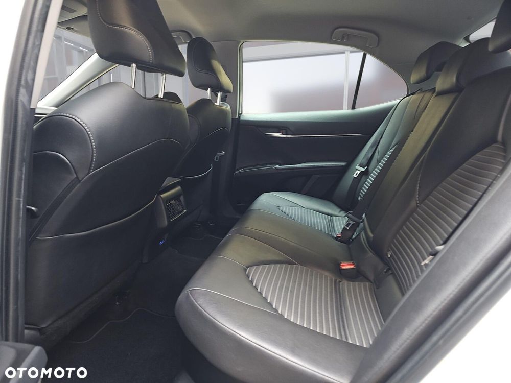 Toyota Camry 2.5 Hybrid Prestige CVT - 18