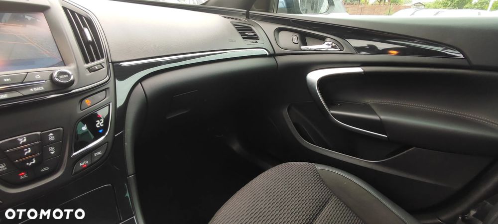 Opel Insignia - 30