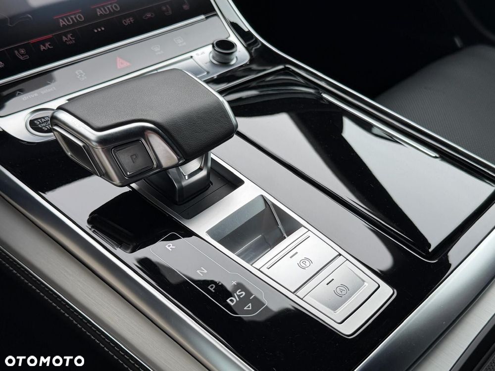 Audi Q8 50 TDI mHEV Quattro Black Edition Tiptronic - 13
