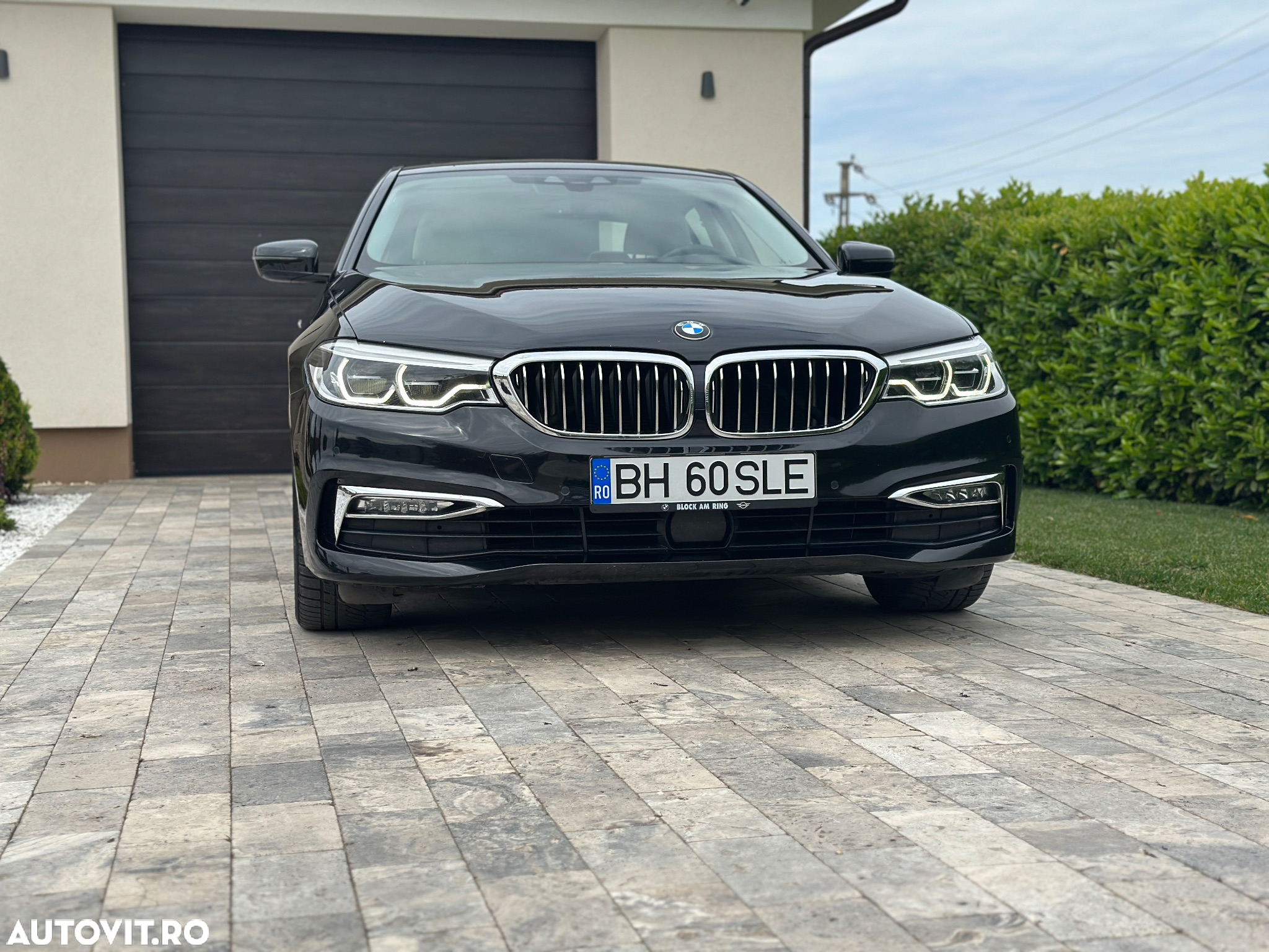 BMW Seria 5 530d xDrive AT - 2