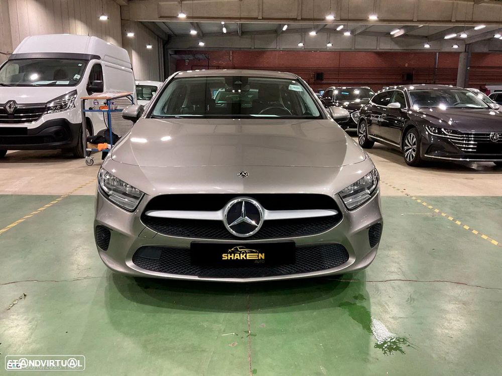 Mercedes-Benz A 180 d 7G-DCT Progressive - 2