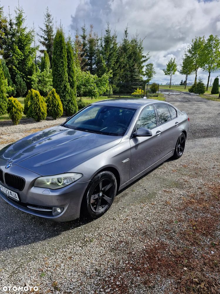 BMW Seria 5 525d xDrive Modern Line - 1
