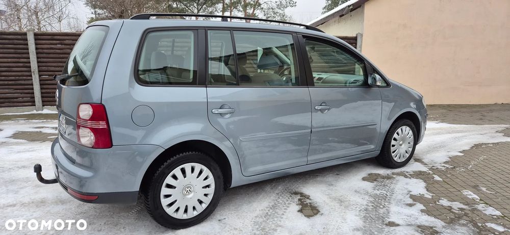 Volkswagen Touran 2.0 TDI Trendline - 6