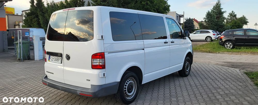 Volkswagen Transporter - 5