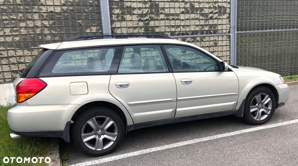 Subaru Outback 3.0 - 3