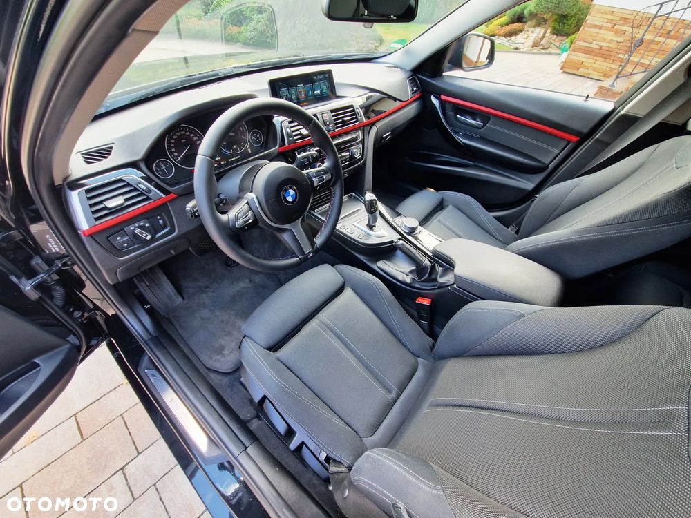 BMW Seria 3 320d xDrive Sport Line - 7