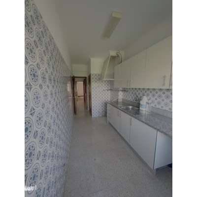 RESERVADO !!!T2 com vista para zona verde, ao lado da estação Queluz - Grande imagem: 4/35