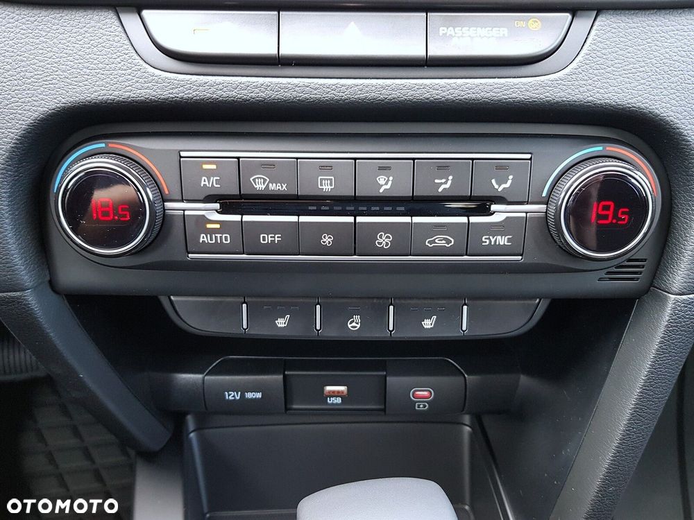 Kia XCeed 1.6 T-GDI M DCT - 21