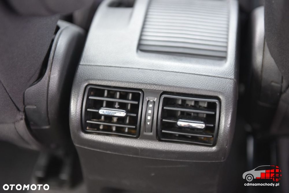 Chevrolet Orlando - 39