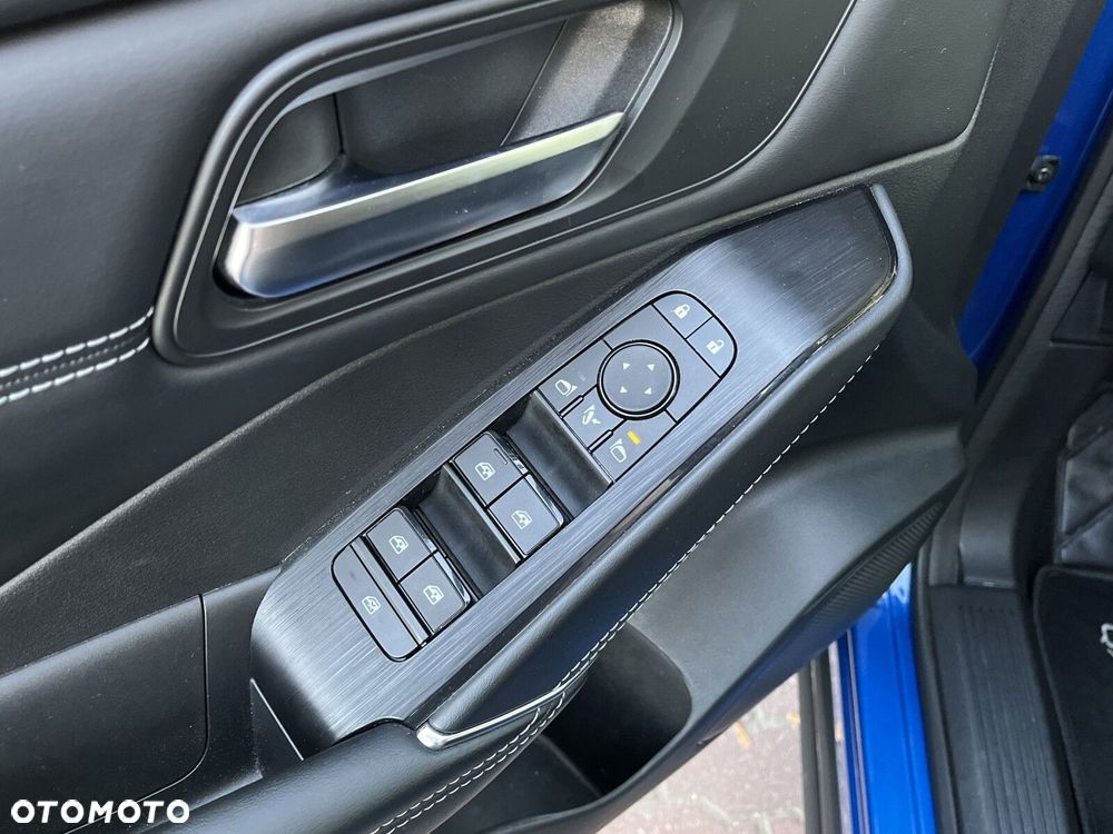 Nissan Qashqai 1.3 DIG-T mHEV N-Connecta Xtronic - 25