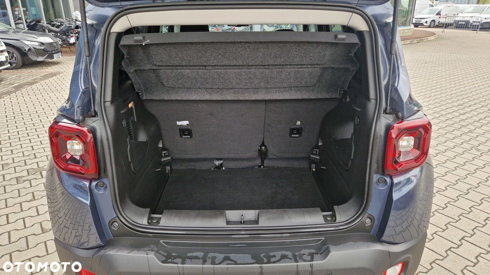 Jeep Renegade - 14