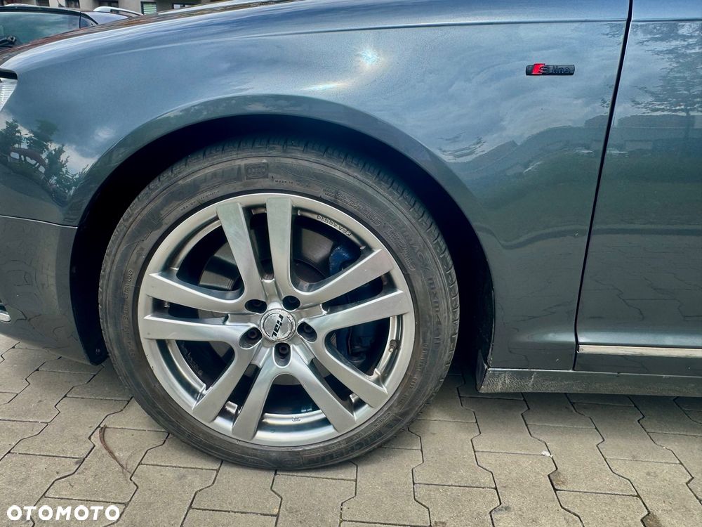 Audi A6 Avant 2.7 TDI DPF quattro tiptronic - 22