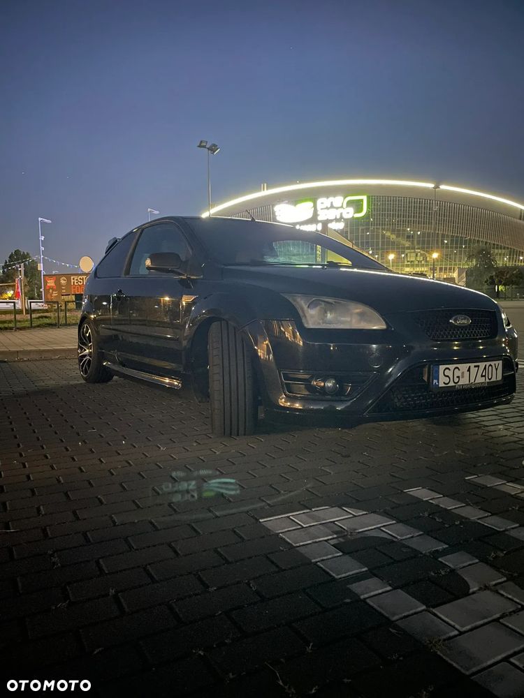 Ford Focus ST - 14