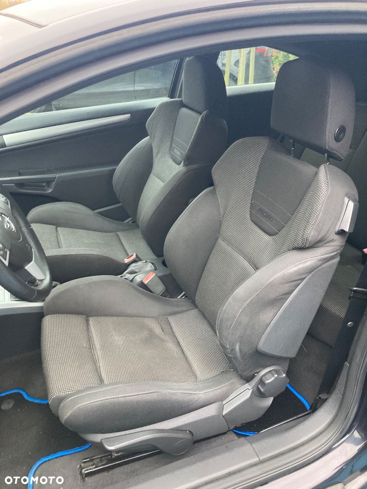 Opel Astra GTC 1.6 Turbo Edition - 6