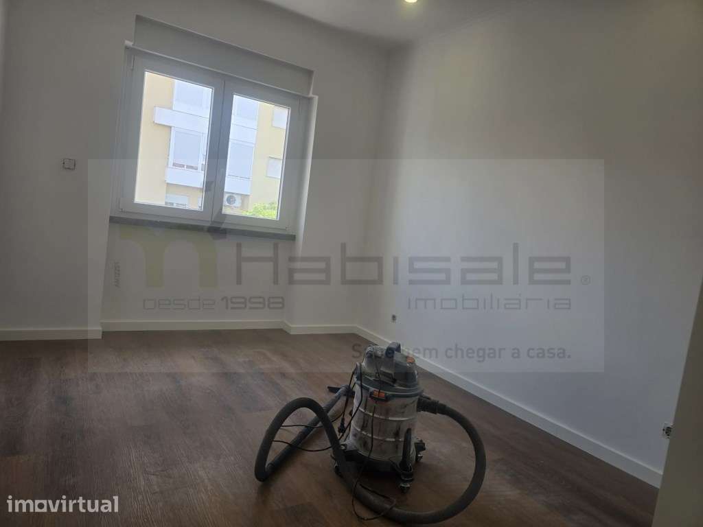 T2 Renovado na Amadora: Modernidade com espaço extra e máximo confo... - Grande imagem: 5/22