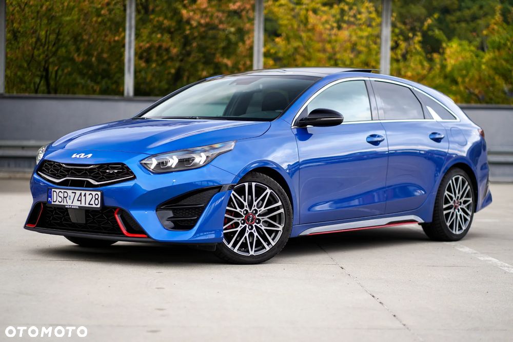 Kia ProCeed 1.6 T-GDI GT DCT - 11