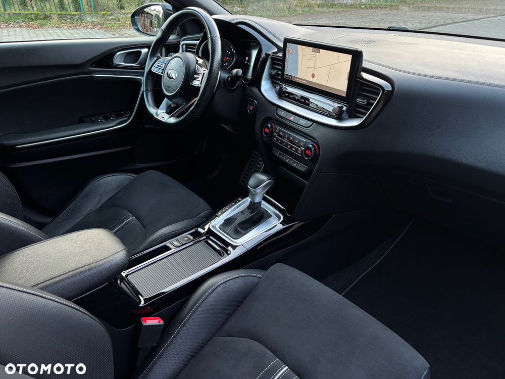 Kia Ceed 1.5 T-GDI DCT7 OPF (48V Mild Hybrid) GT Line - 6