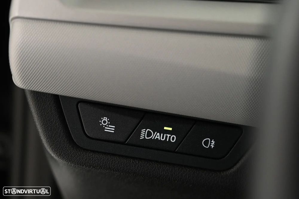 BMW X1 xDrive25e - 31