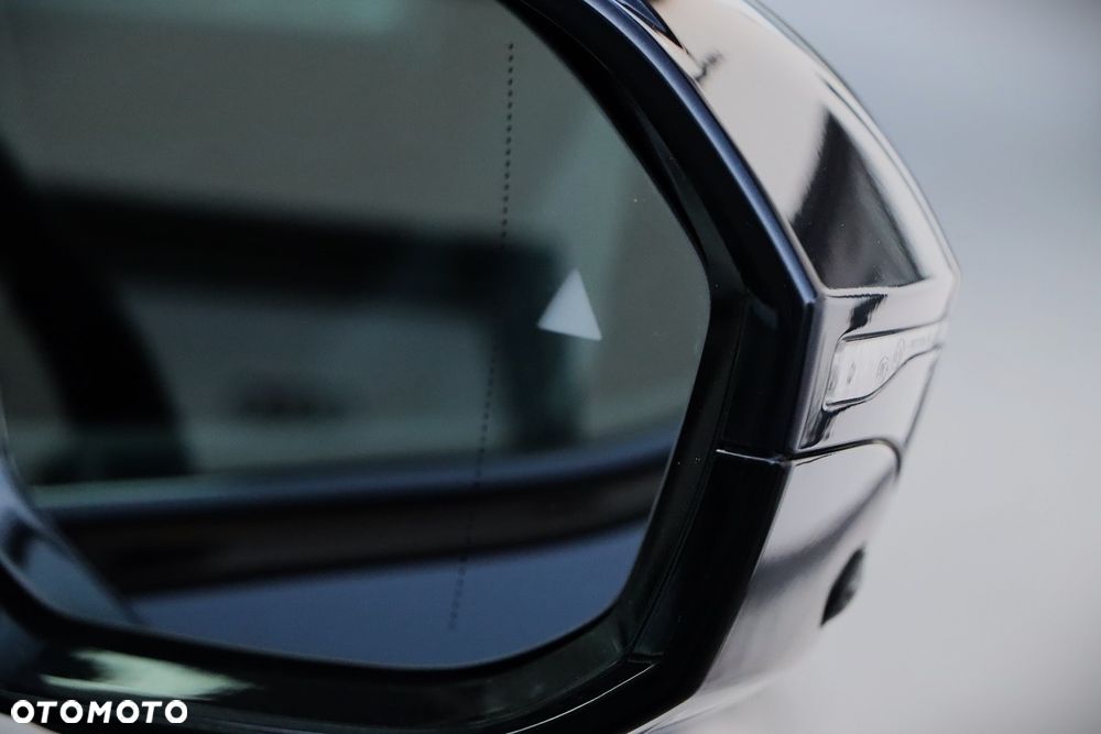 BMW Seria 5 - 35