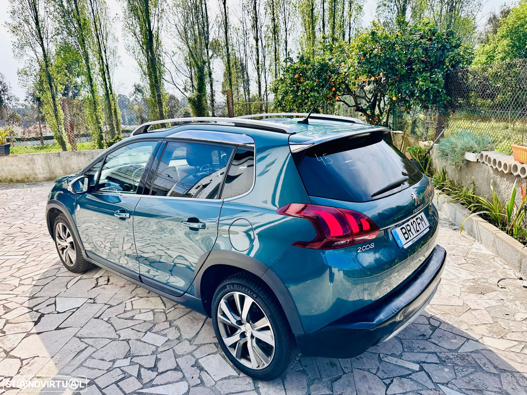 Peugeot 2008 1.2 PureTech Crossway EAT6 - 16