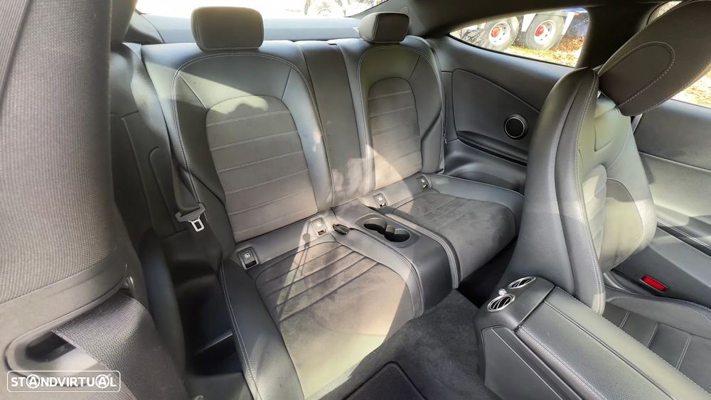 Mercedes-Benz C 220 d Coupe 9G-TRONIC AMG Line - 6