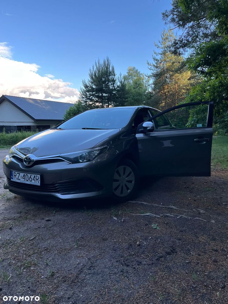 Toyota Auris 1.6 Active - 9