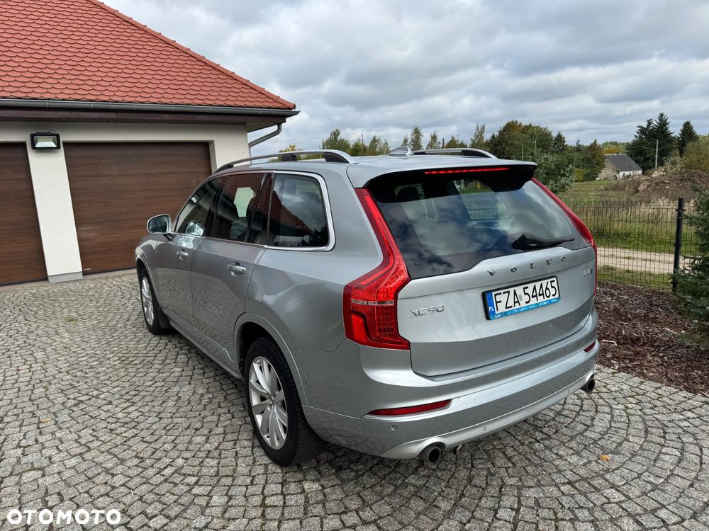 Volvo XC 90 D5 AWD Momentum 7os - 3