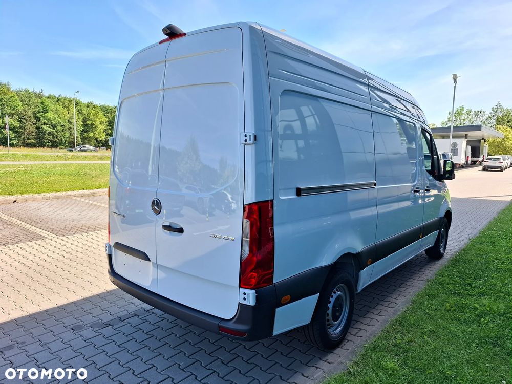 Mercedes-Benz Sprinter 315 CDI Furgon PRO standard  3665 mm L2H2 - 8