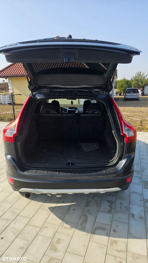 Volvo XC 60 D5 AWD - 10
