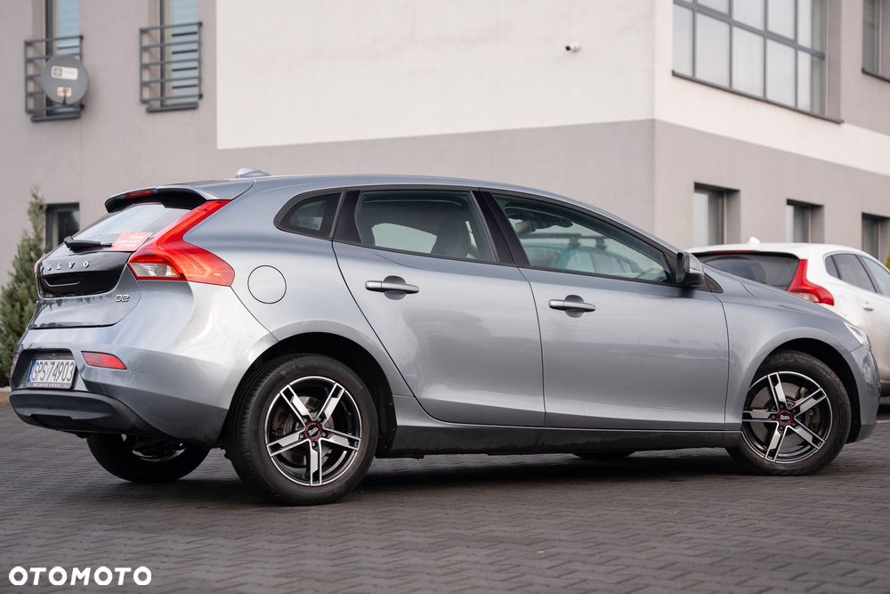Volvo V40 D2 Geartronic Momentum - 13