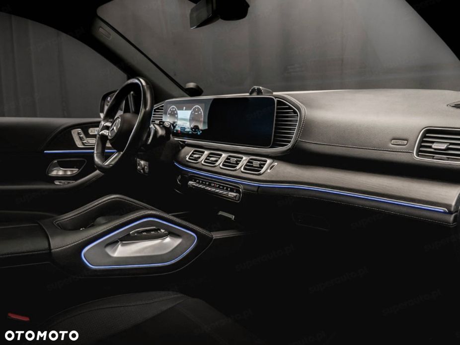 Mercedes-Benz GLS - 9