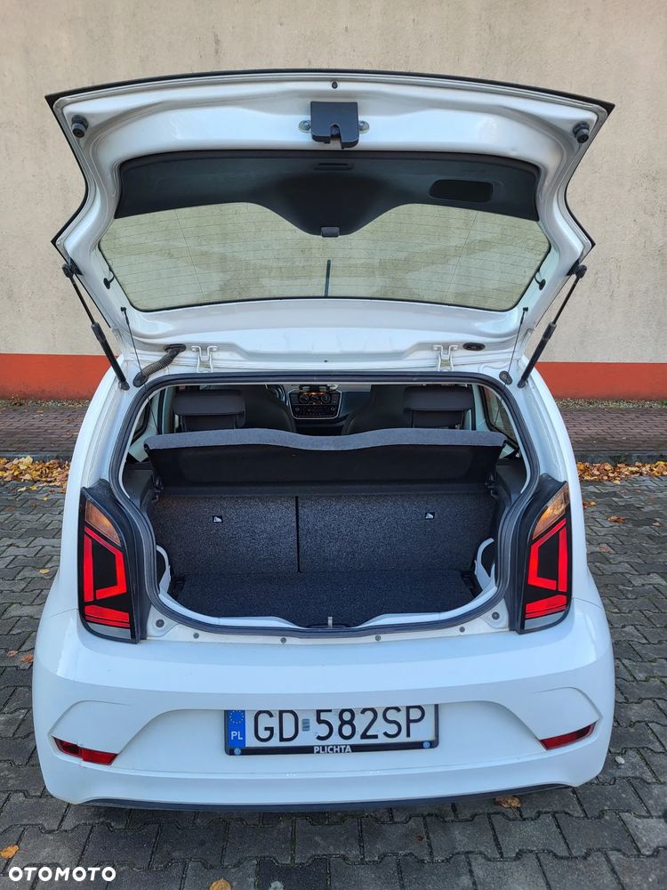 Volkswagen up! - 8