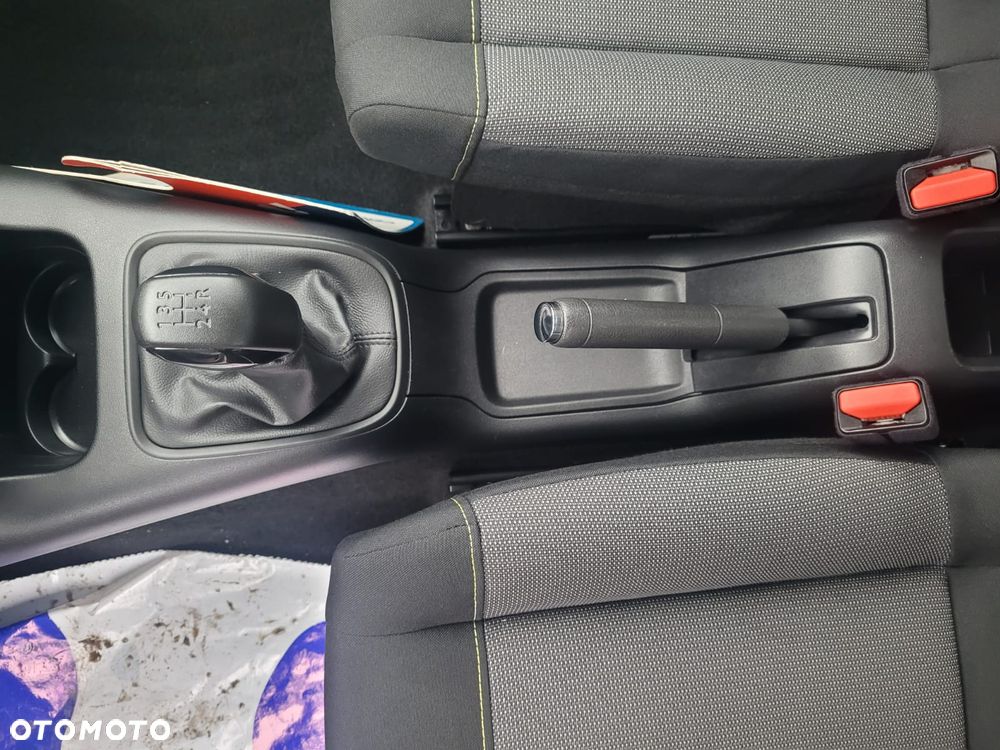 Citroën C3 Pure Tech 83 S&S FEEL PACK - 21