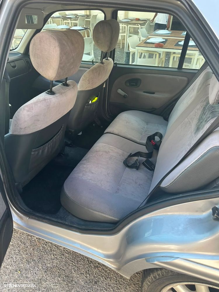 Citroën Saxo 1.1i Exclusive - 4