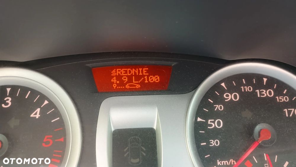 Renault Clio 1.5 dCi Alize - 12