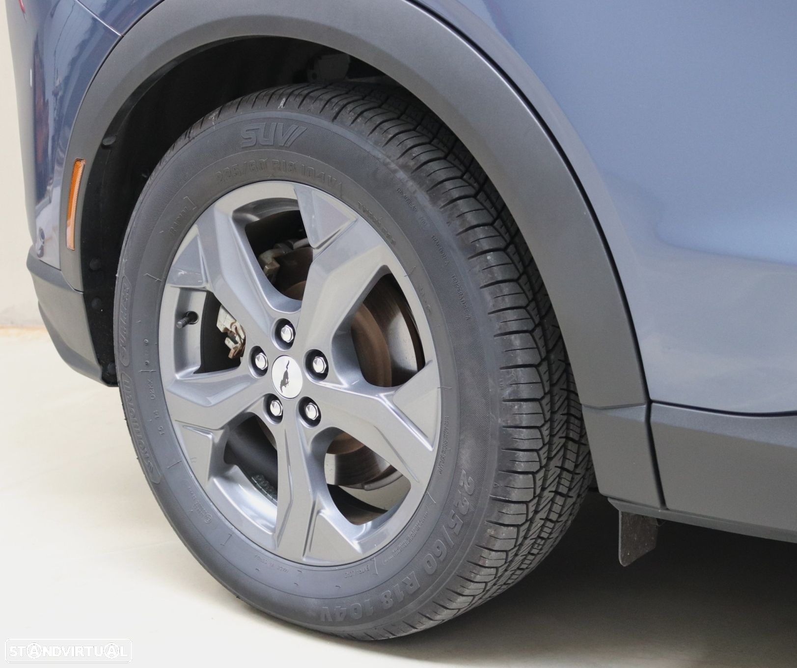Ford Mustang Mach-E Premium - 46