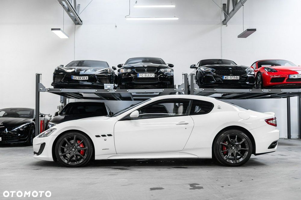 Maserati GranTurismo Sport - 8