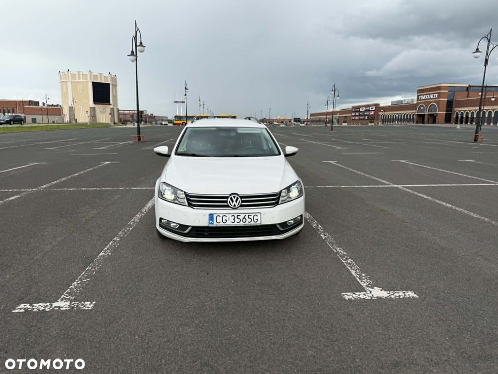 Volkswagen Passat 1.6 TDI BlueMotion Technology Comfortline - 8