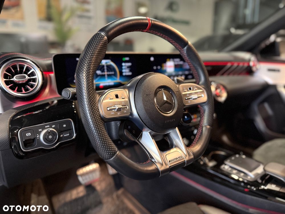 Mercedes-Benz CLA AMG 45 S 4-Matic 8G-DCT - 12