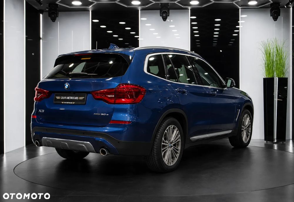 BMW X3 xDrive30e Luxury Line - 6