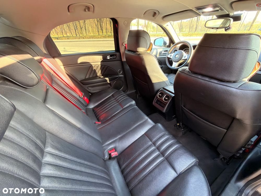 Alfa Romeo 159 1.9 JTDM 16V DPF Distinctive - 12
