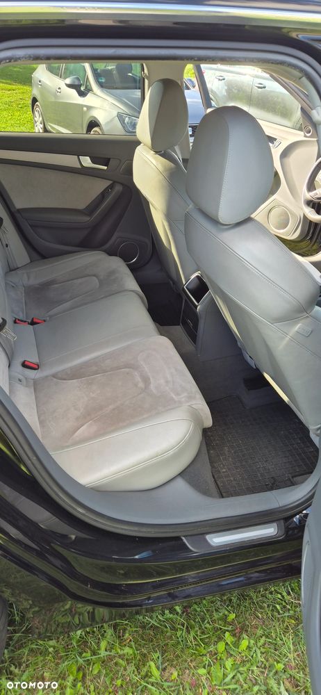 Audi A4 Avant 2.0 TDI DPF Ambiente - 10